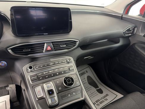 Certified 2023 Hyundai Santa Fe SEL image 4