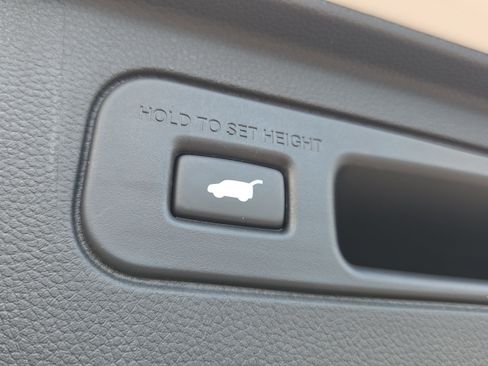 Certified 2024 Honda Pilot EX-L image 17