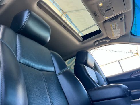Used 2018 Nissan Pathfinder Platinum FWD image 20