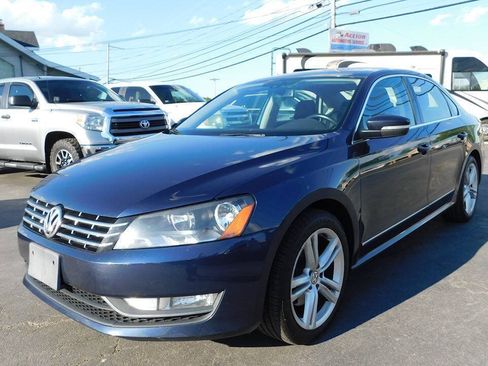 Used 2014 Volkswagen Passat TDI SE FWD image 19