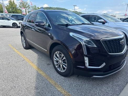 Used 2021 Cadillac XT5 Premium Luxury w/ LPO, Floor Liner Package AWD/4WD image 4