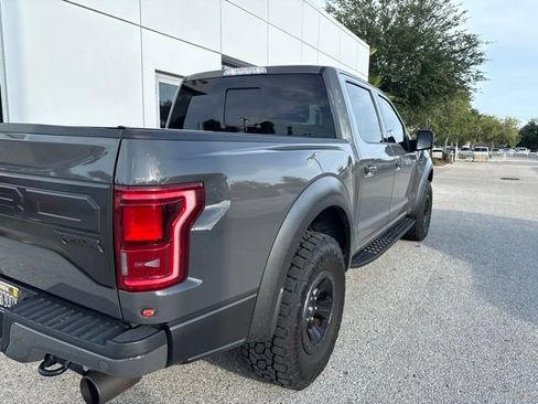 Used 2018 Ford F150 Raptor w/ Equipment Group 802A Luxury AWD/4WD image 4