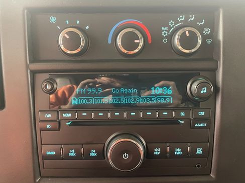 Used 2016 Chevrolet Express 2500 LS image 19