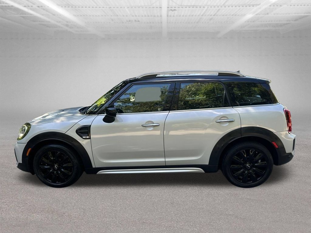Used 2021 MINI Cooper Countryman FWD image 2