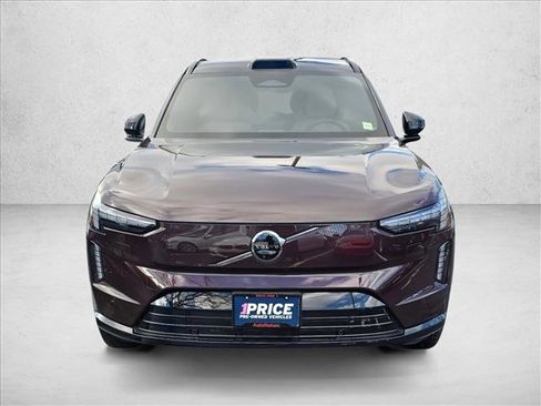 Used 2025 Volvo EX90 Ultra AWD/4WD image 2