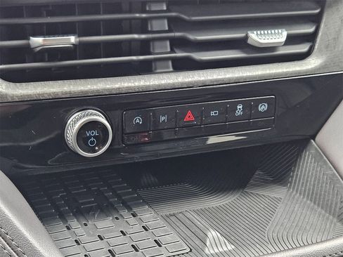 Used 2025 Ford Explorer Platinum w/ Ultimate Package image 21