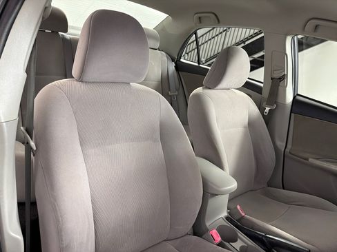 Used 2011 Toyota Corolla LE FWD image 22