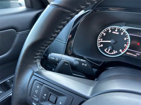 Used 2024 Nissan Pathfinder SV image 25