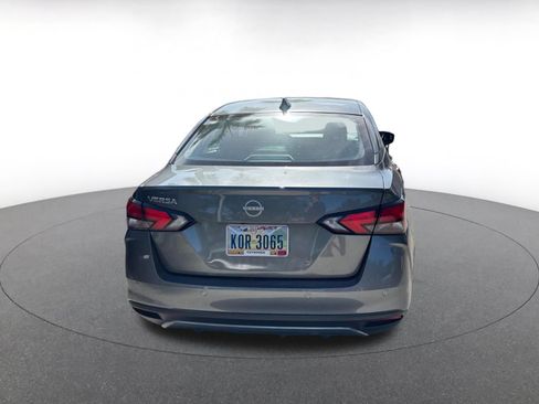 Used 2025 Nissan Versa SV FWD image 11
