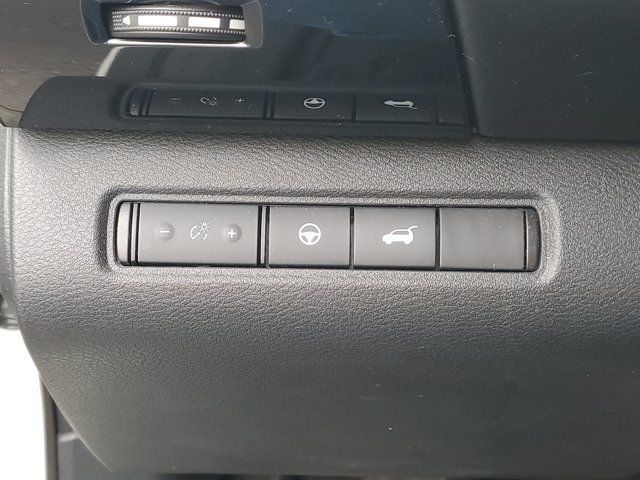 Certified 2022 Nissan Pathfinder SV w/ SV Premium Package AWD/4WD image 9