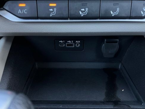 Used 2025 Nissan Altima 2.5 SV image 25