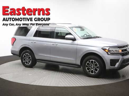 Used 2024 Ford Expedition XLT image 48