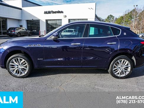 Used 2018 Maserati Levante GranLusso image 7