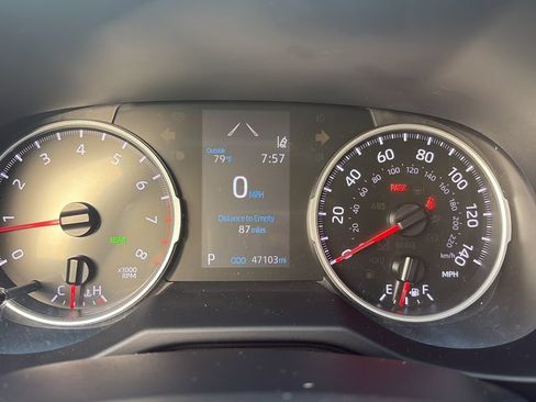 Used 2021 Toyota RAV4 XLE Premium FWD image 23