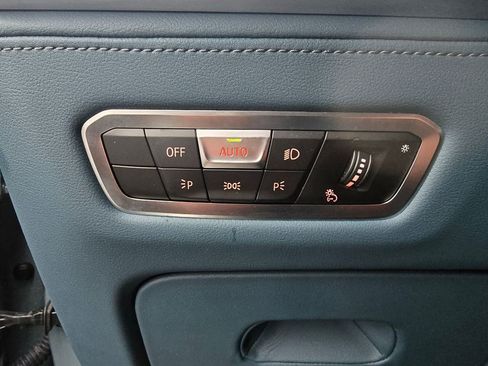 Used 2023 BMW XM image 64