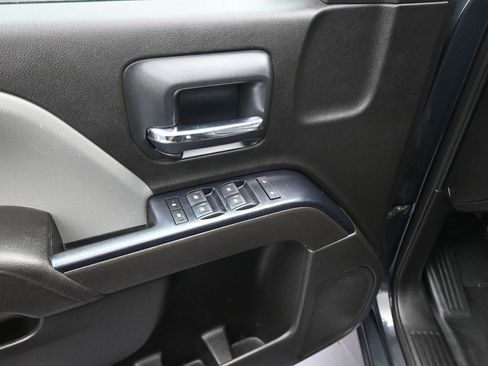 Used 2017 Chevrolet Silverado 2500 W/T image 24