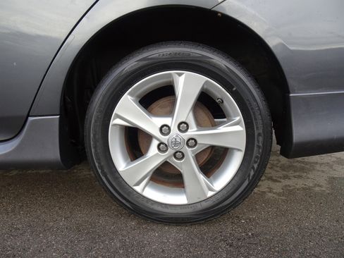 Used 2012 Toyota Corolla S image 23