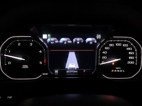 Used 2022 GMC Sierra 2500 Denali w/ Denali Black Diamond Edition image 39