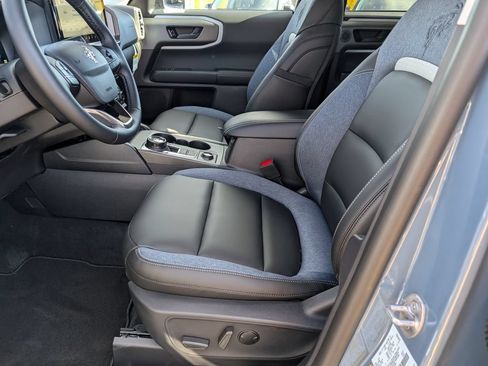 New 2025 Ford Bronco Sport Outer Banks w/ Outer Banks Tech Package+ AWD/4WD image 7