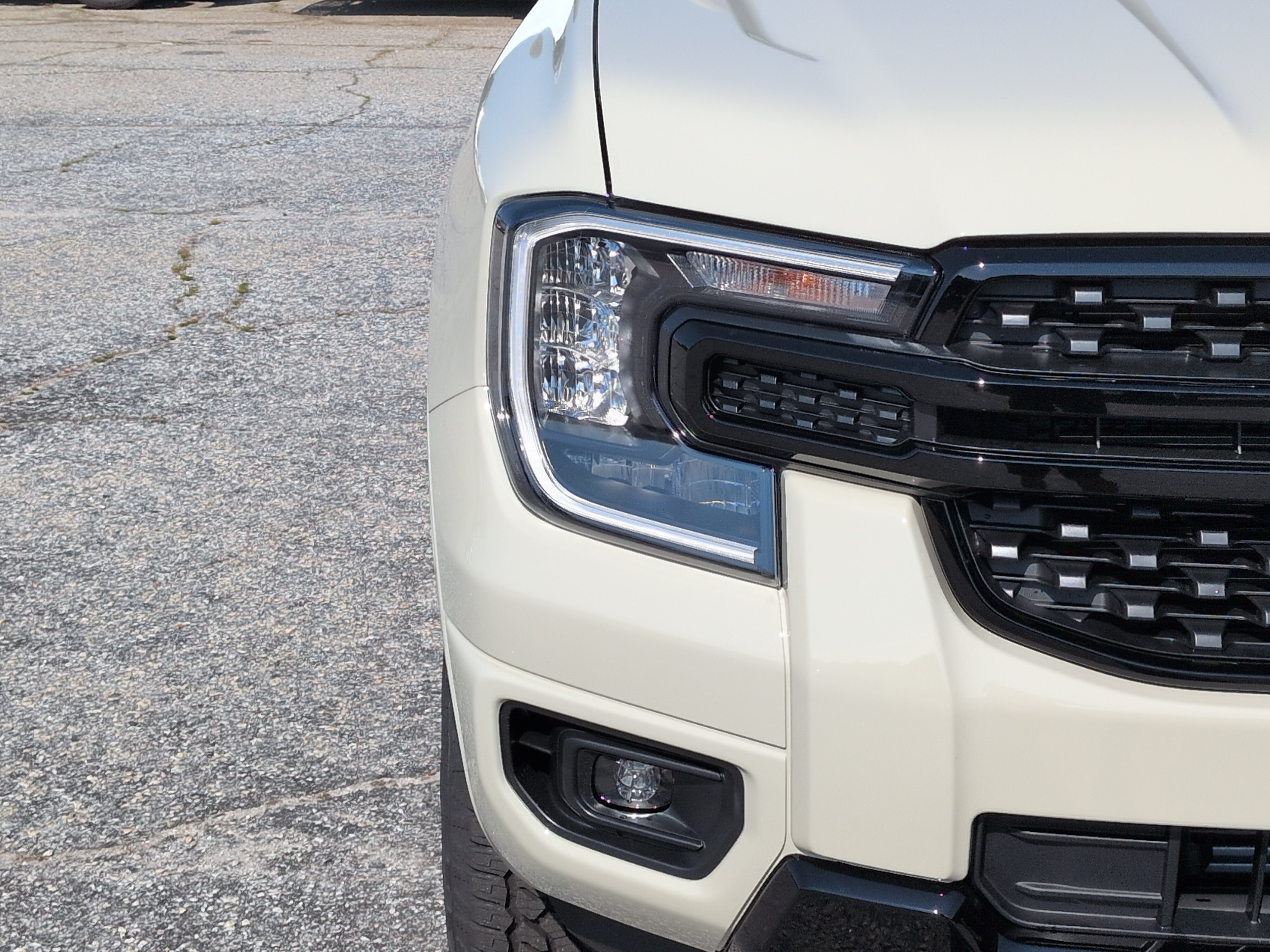New 2026 Ford Ranger XLT w/ Equipment Group 301A High RWD image 8