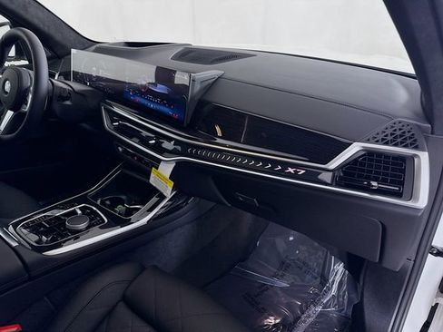 New 2026 BMW X7 xDrive40i w/ M Sport Package image 30