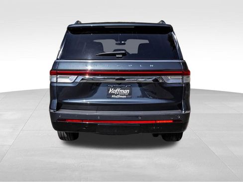 Used 2022 Lincoln Navigator Reserve AWD/4WD image 8