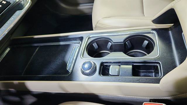 Used 2023 Lincoln Corsair FWD image 15