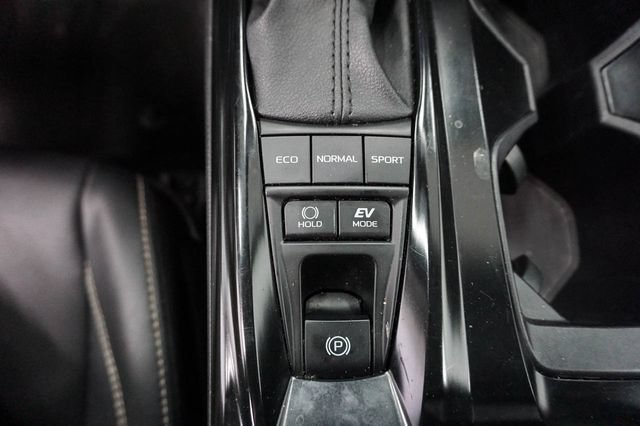 Used 2025 Toyota Camry SE FWD image 15