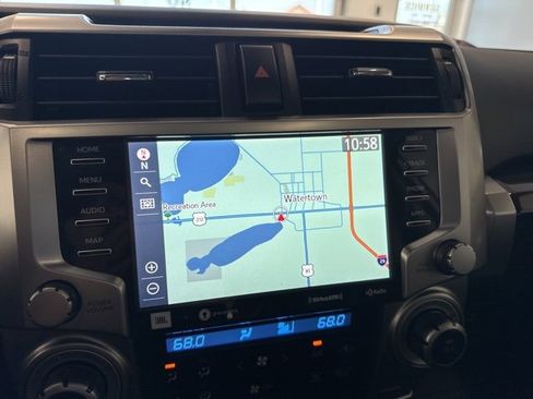 Used 2021 Toyota 4Runner Limited image 3