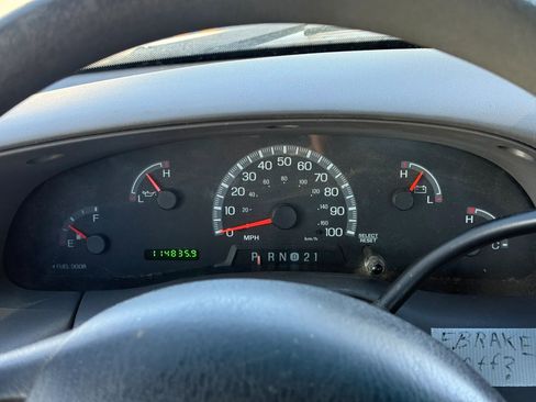Used 2002 Ford F150 XL RWD image 11