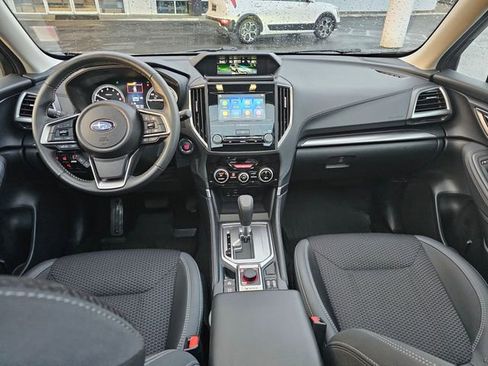 Used 2024 Subaru Forester Premium image 21