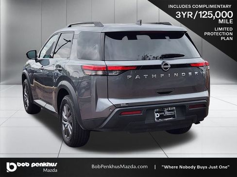 Used 2025 Nissan Pathfinder SV FWD image 27