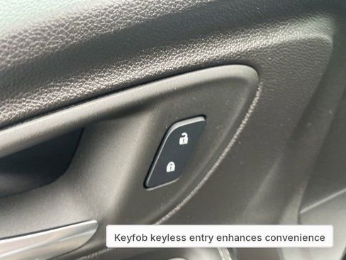 Used 2024 Buick Encore GX Sport Touring image 10