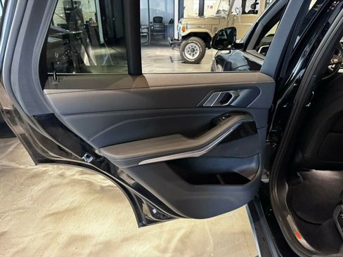 Used 2020 BMW X5 xDrive40i w/ Premium Package AWD/4WD image 18
