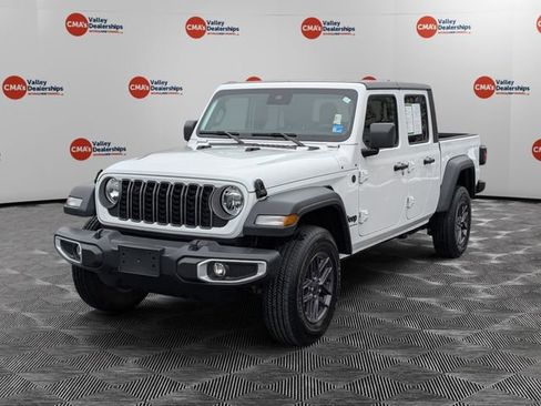 Certified 2025 Jeep Gladiator Sport image 1