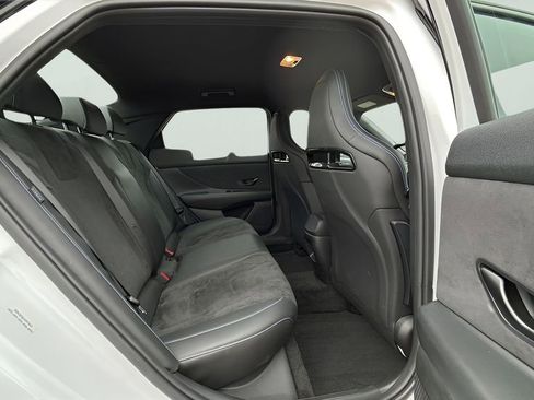 Used 2025 Hyundai Elantra N FWD image 12