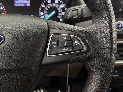 Used 2020 Ford EcoSport S image 19