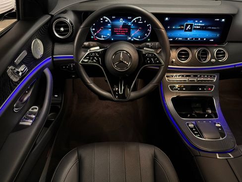 Used 2022 Mercedes-Benz E 350 Sedan image 13