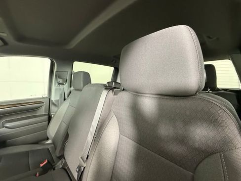 Used 2024 GMC Sierra 1500 Elevation image 12