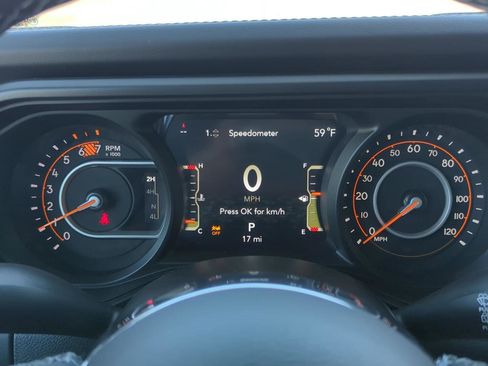 New 2026 Jeep Wrangler Unlimited Sahara AWD/4WD image 15