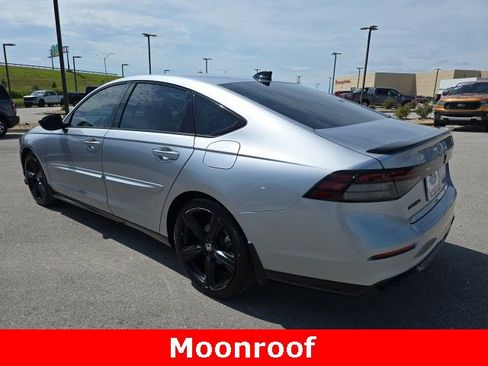 Used 2023 Honda Accord Sport image 3