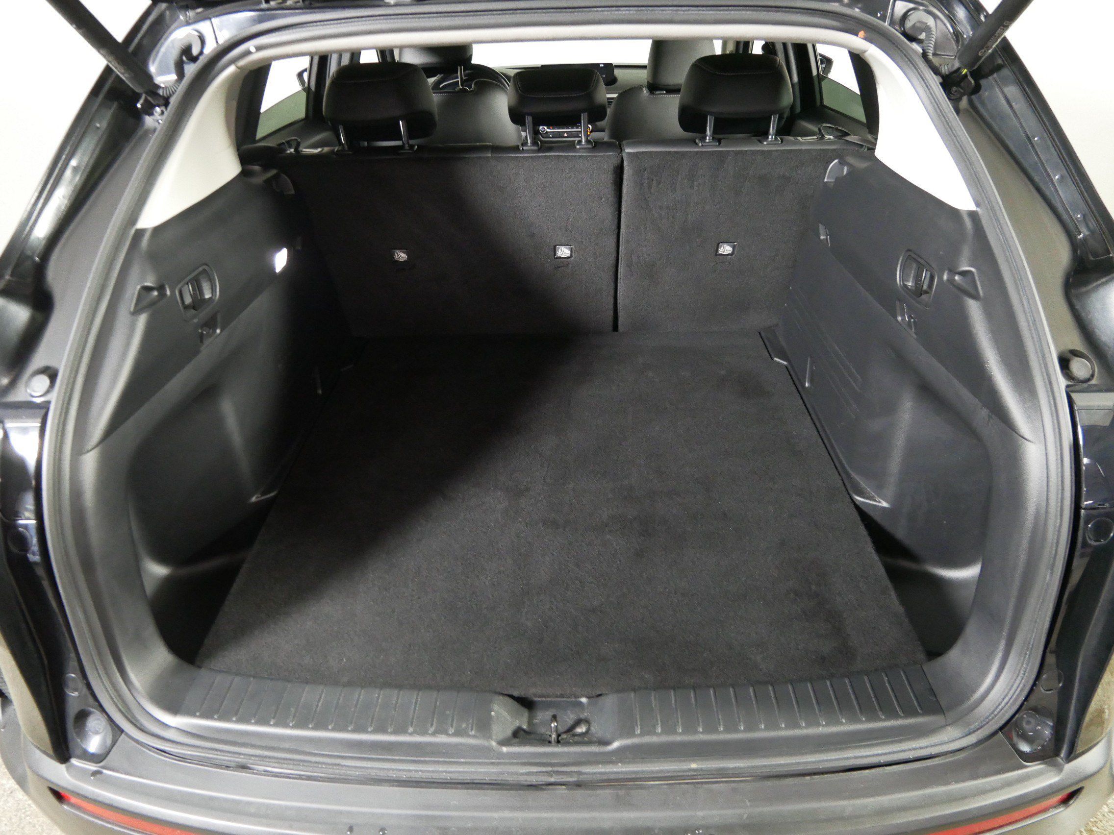 Used 2025 MAZDA CX-50 AWD 2.5 S w/ Premium Package image 18