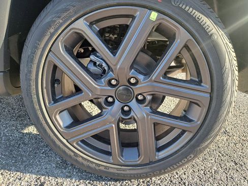 New 2026 Jeep Compass Latitude image 24