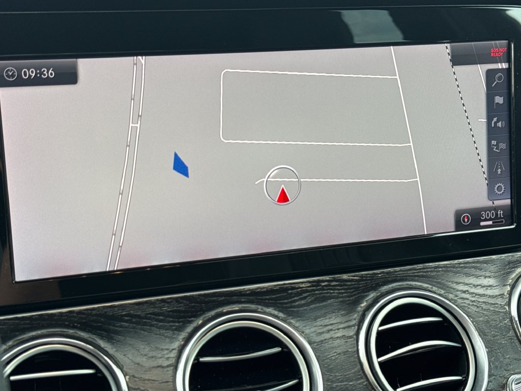 Used 2018 Mercedes-Benz E 300 image 19