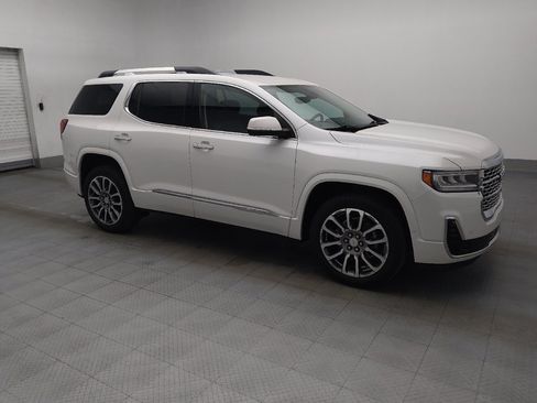 Used 2021 GMC Acadia Denali w/ Denali Technology Package FWD image 11