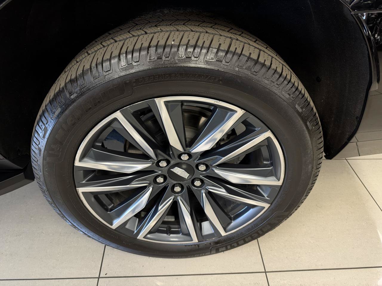 Used 2021 Cadillac Escalade ESV Sport AWD/4WD image 35