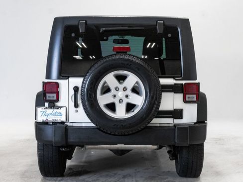 Used 2016 Jeep Wrangler Unlimited Sport w/ Quick Order Package 24S AWD/4WD image 24