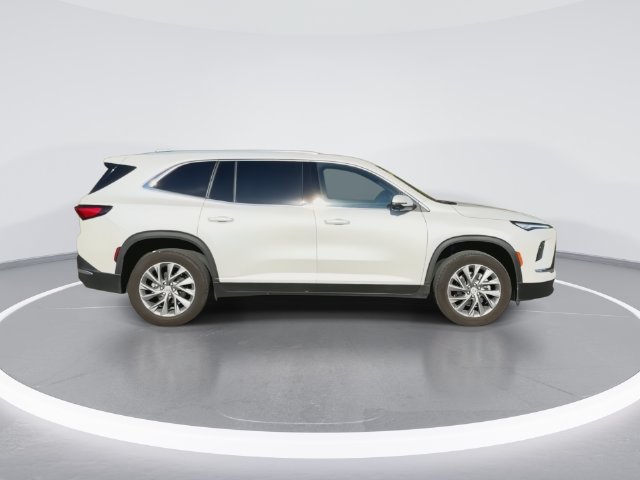 Used 2025 Buick Enclave Preferred FWD image 13