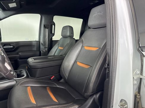 Used 2021 GMC Sierra 2500 AT4 w/ Gooseneck/5TH Wheel Package AWD/4WD image 16