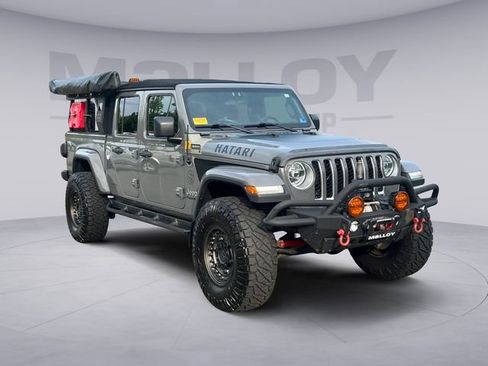 Used 2020 Jeep Gladiator Overland w/ LED Lighting Group AWD/4WD image 7